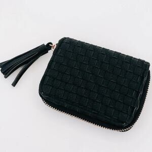 Wynona Woven Card Wallet – Solid Black